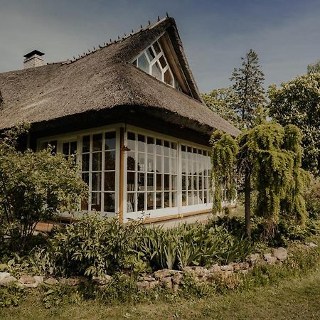 Hotel Muhu Tonise Talu Liiva  Exterior foto