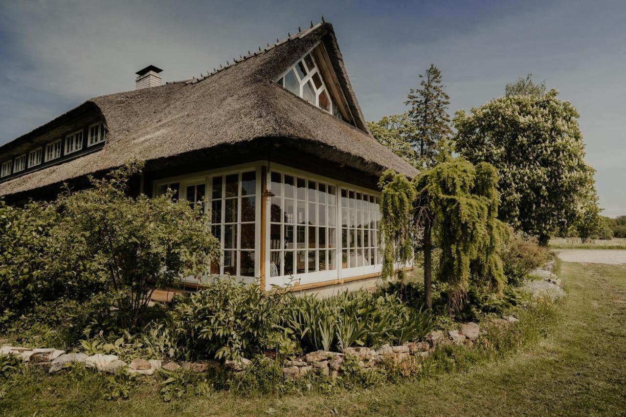 Hotel Muhu Tonise Talu Liiva  Exterior foto